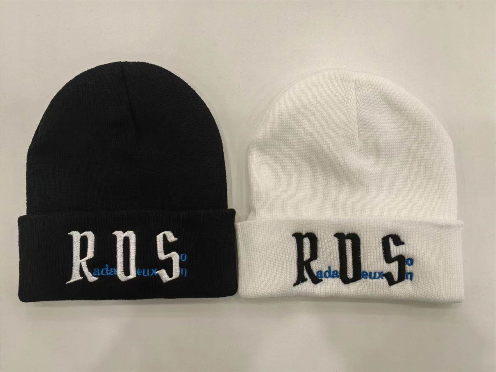 Premium Streetwear Beanie - Rada Deux Son